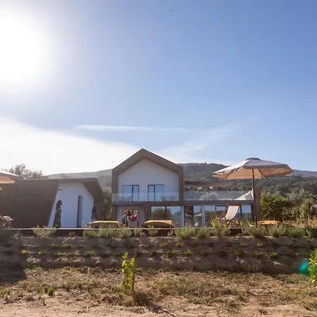 Quinta Da Sra Marocas مزرعة للإقامة كوفيلهَ